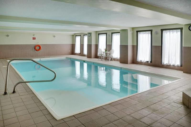 Quality Inn & Suites Hinton Zewnętrze zdjęcie
